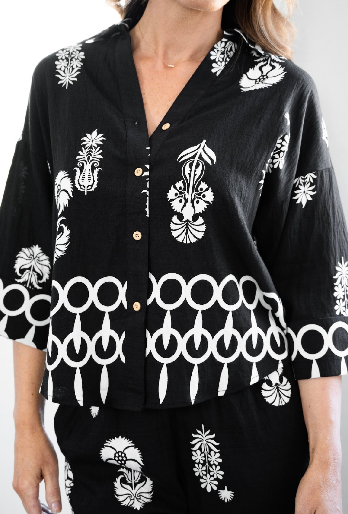 KARLA TOP - BLACK
