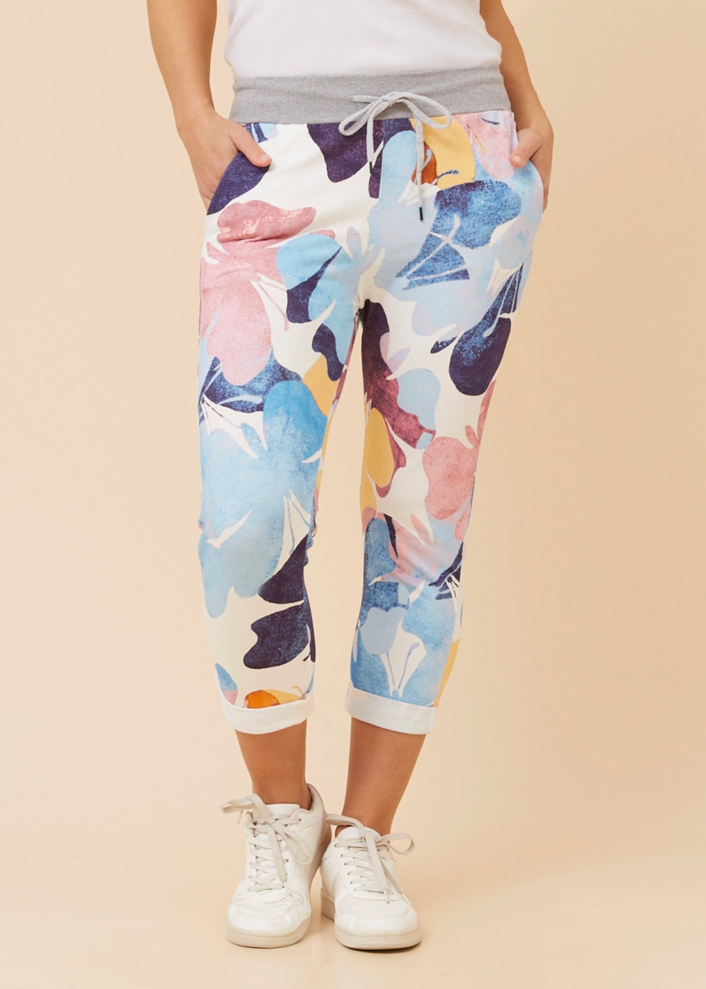 MYLA JOGGERS - BUTTERFLY